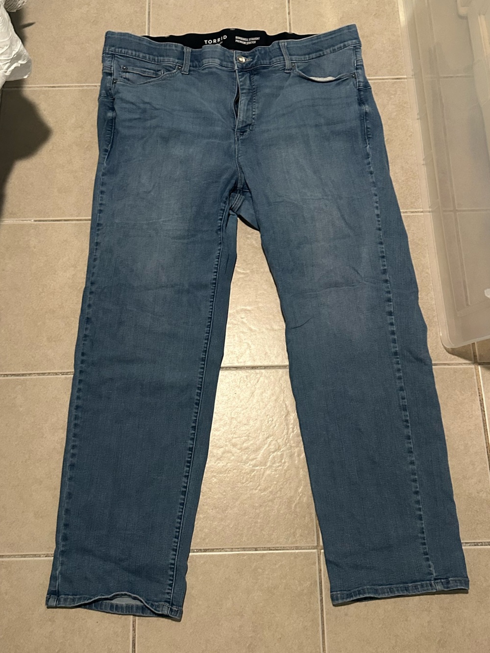 Torrid Bombshell Jeans Sz 24 Tall